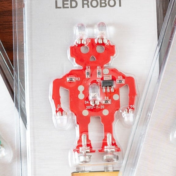 『LED ROBOT（LEDロボット』昔懐かしのロボットのおもちゃ（ライト）